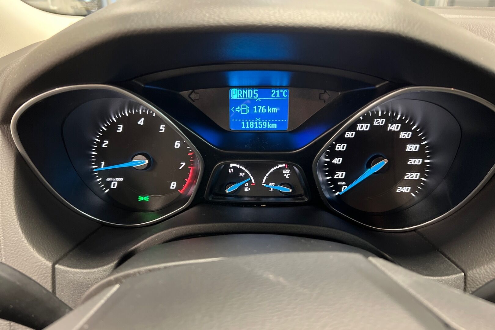 Ford Focus iso kuva 11