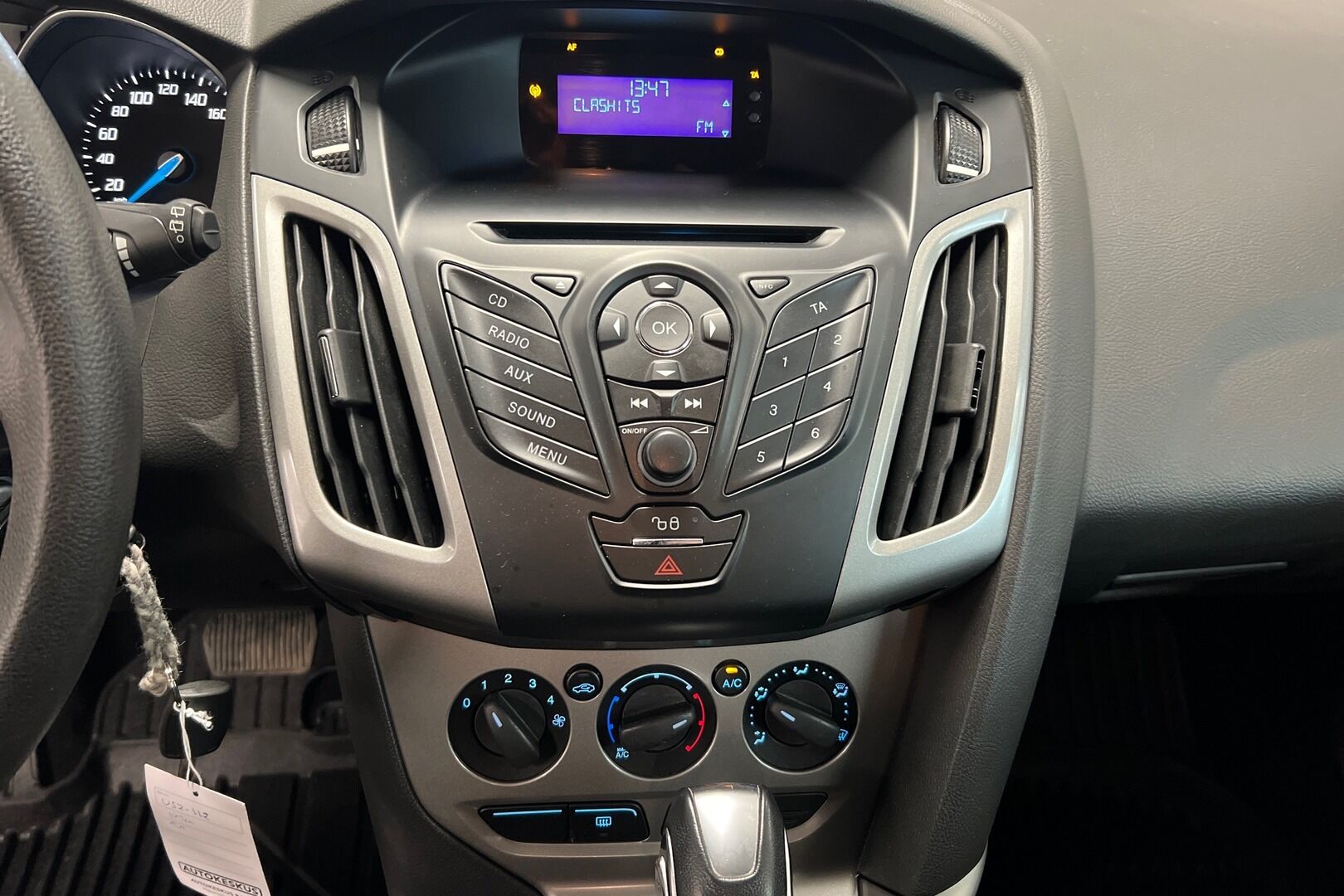 Ford Focus iso kuva 7
