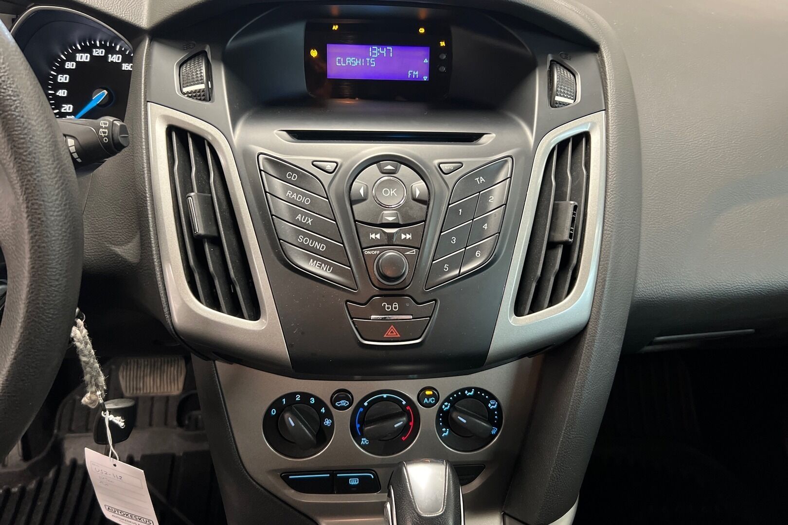 Ford Focus iso kuva 7