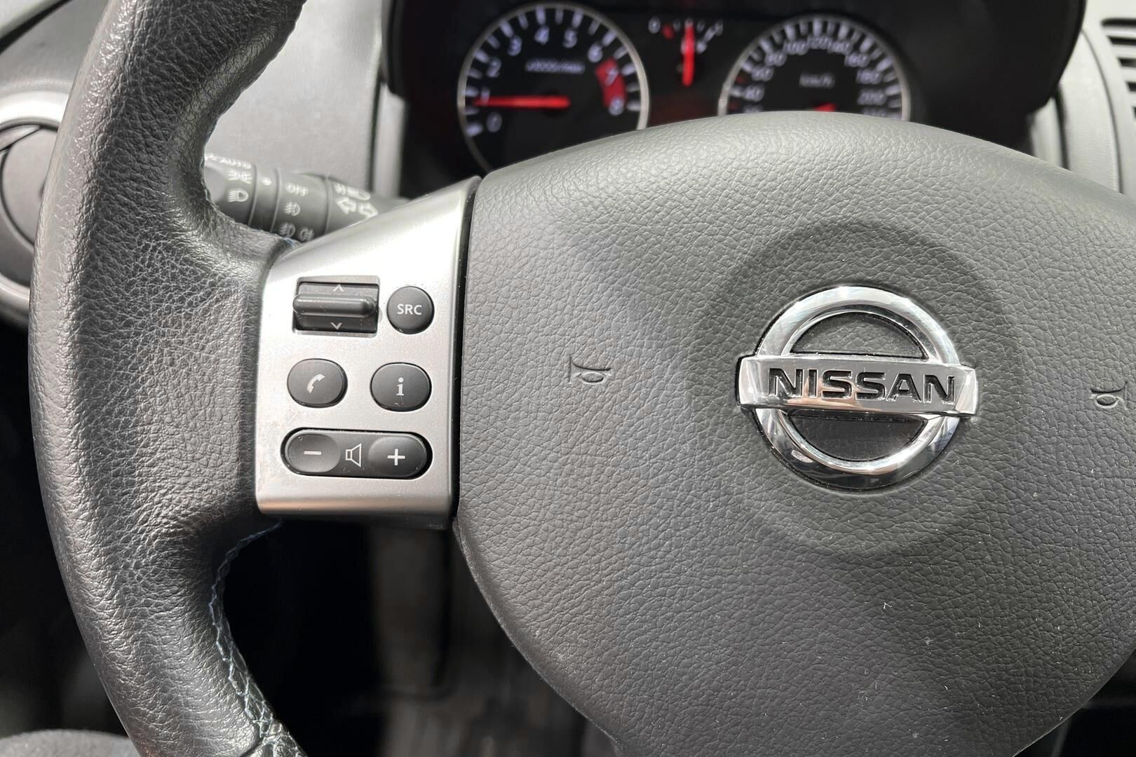 Nissan NOTE iso kuva 20