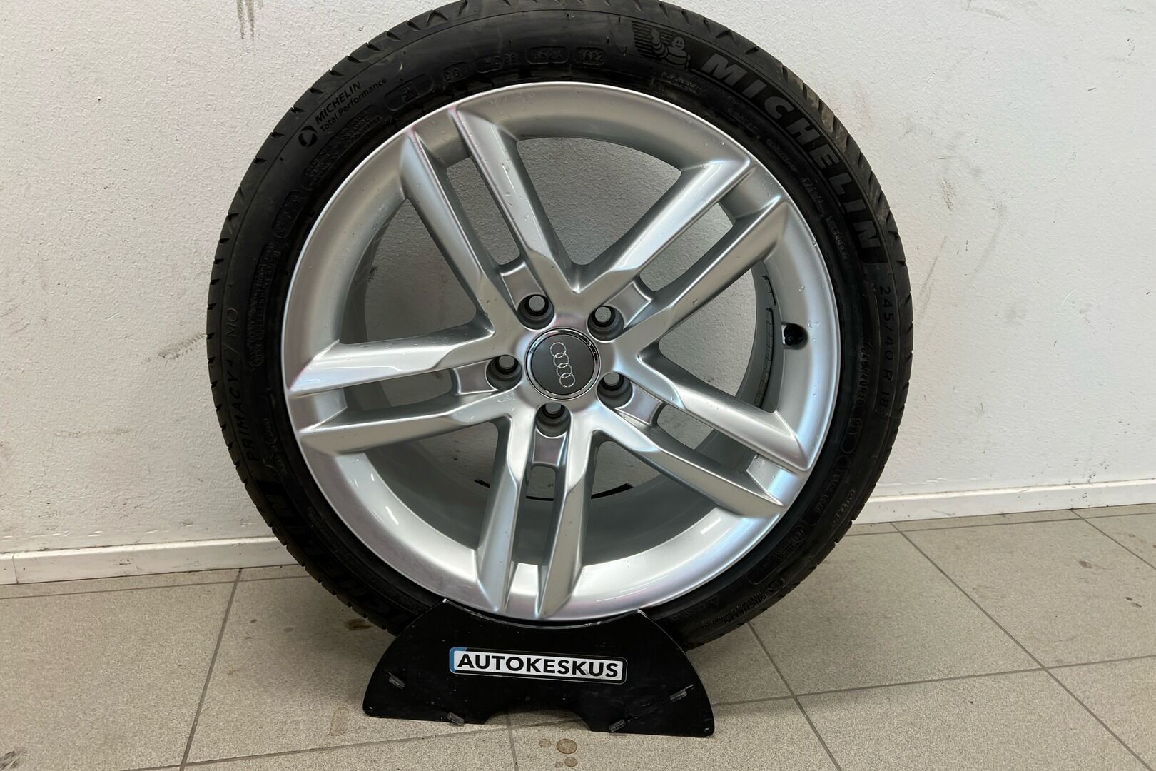 Audi A5 iso kuva 23