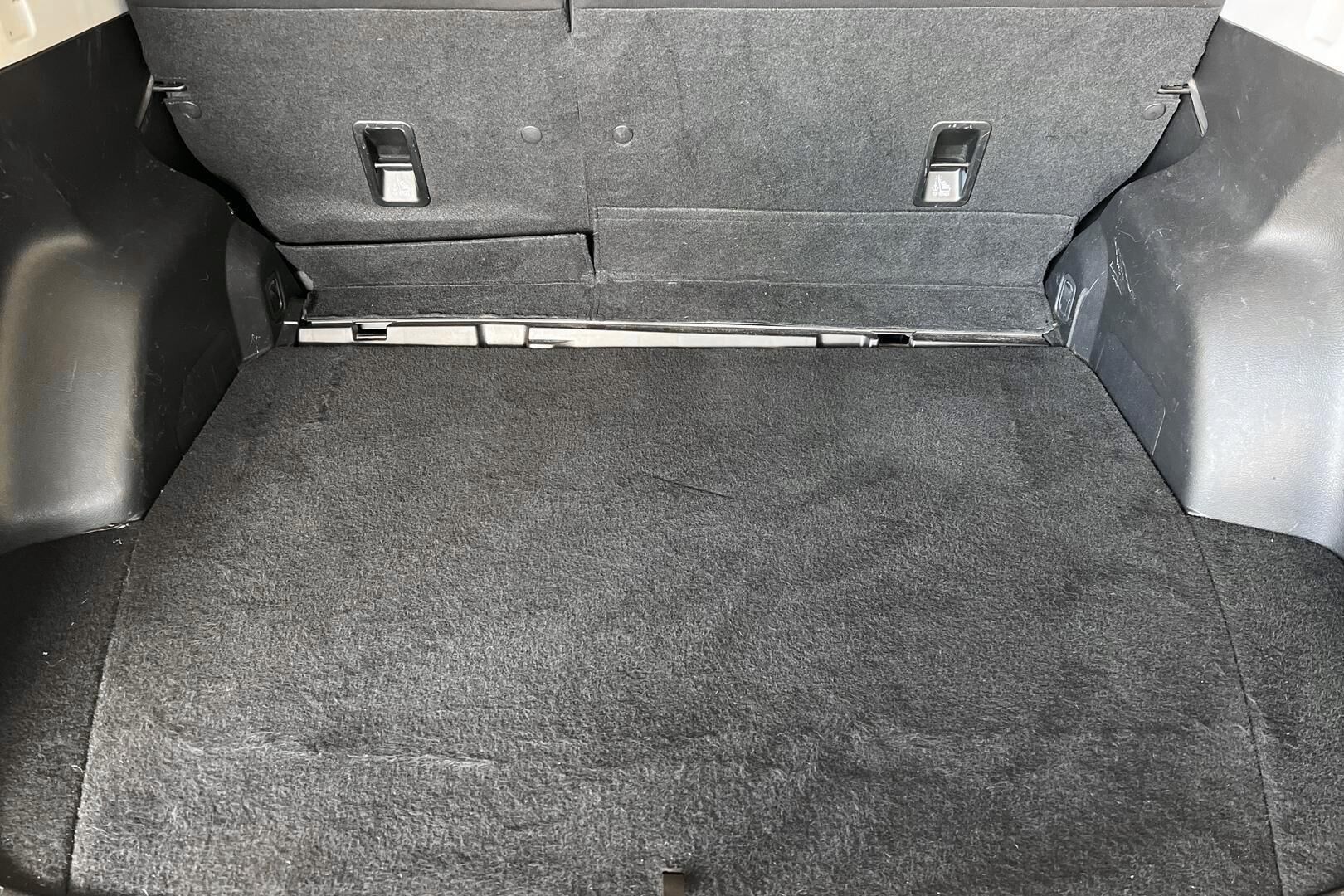 Subaru Forester iso kuva 12