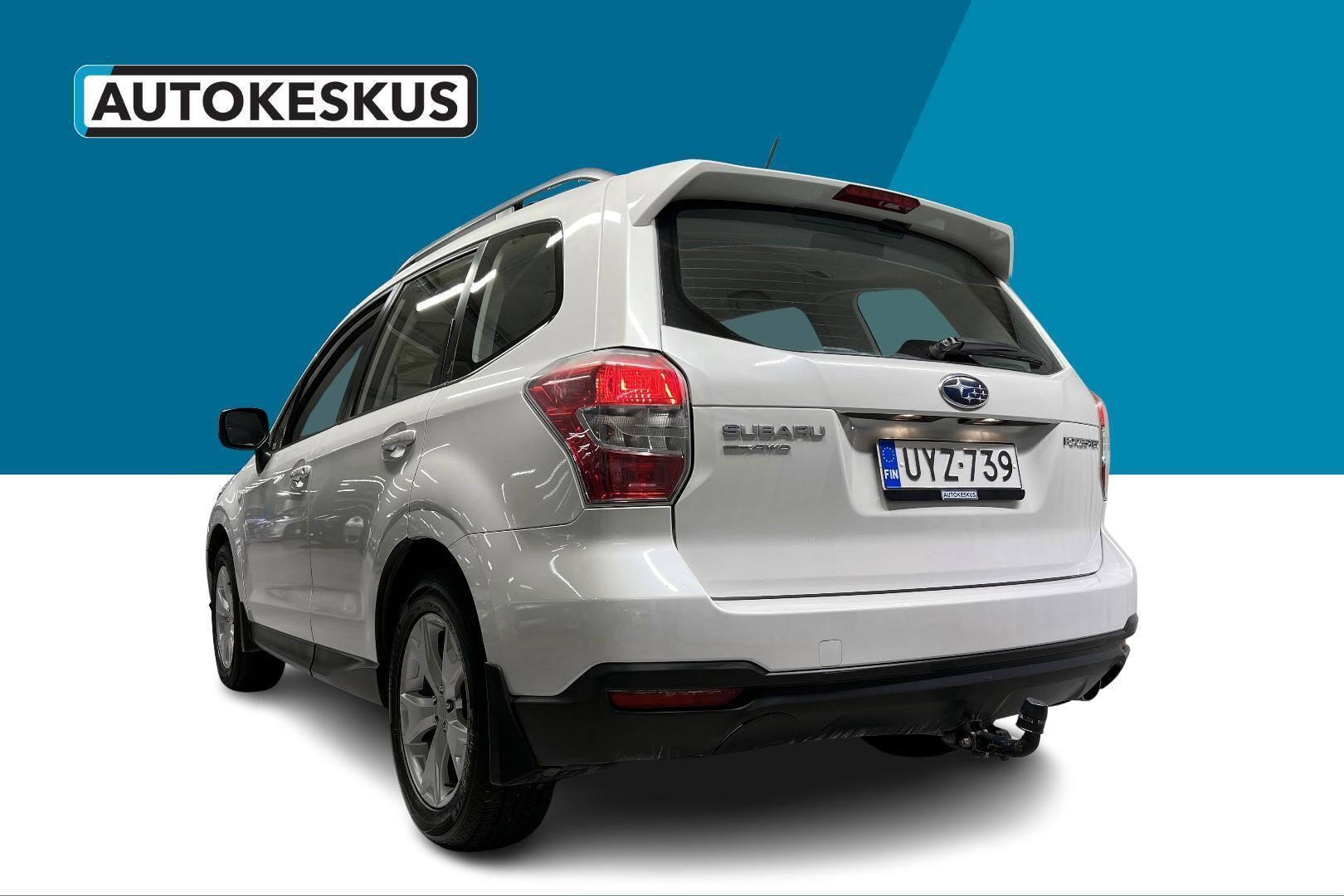 Subaru Forester iso kuva 7
