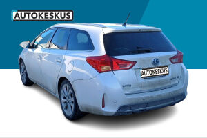 Toyota Auris esikatselu 3