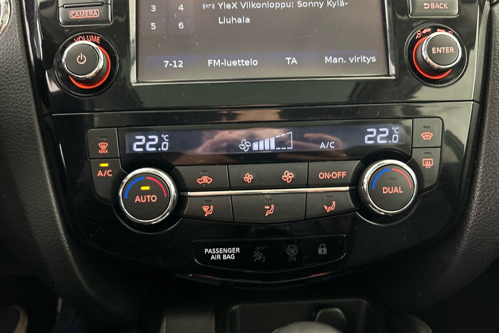 Nissan Qashqai iso kuva 23
