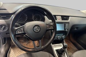 Skoda Octavia esikatselu 35
