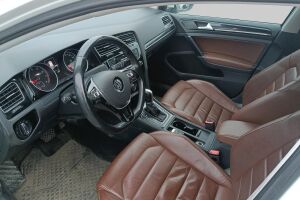 Volkswagen Golf esikatselu 2