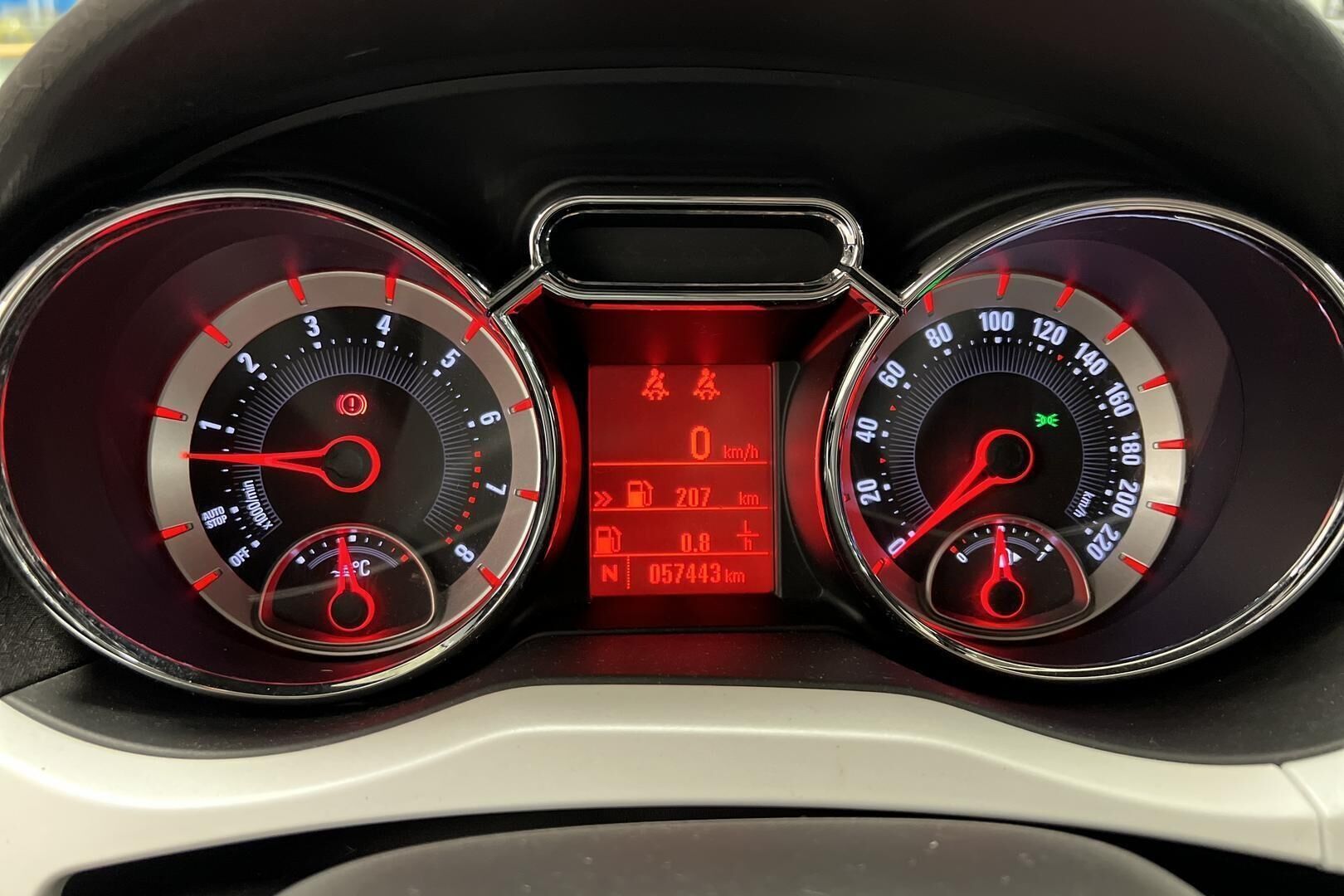 Opel Adam iso kuva 14