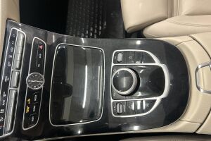 Mercedes-Benz E esikatselu 17