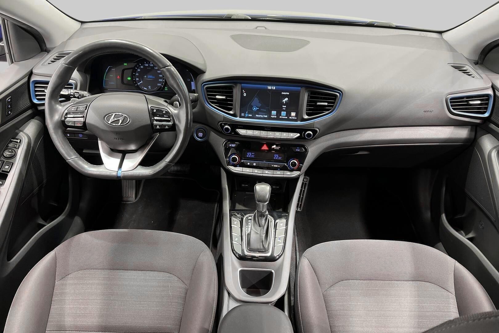 Hyundai IONIQ hybrid iso kuva 9