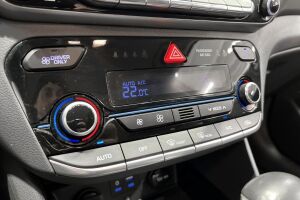 Hyundai IONIQ hybrid esikatselu 15