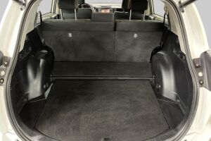 Toyota RAV4 esikatselu 12