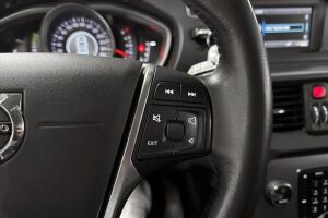 Volvo V40 esikatselu 13