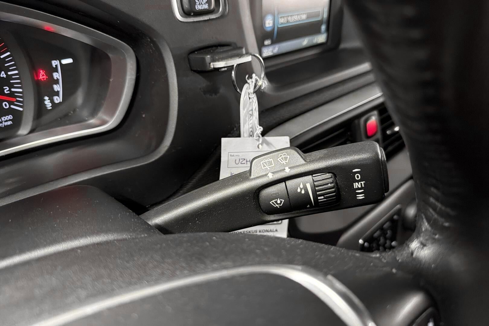 Volvo V40 iso kuva 27