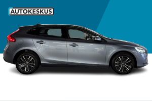 Volvo V40 esikatselu 2