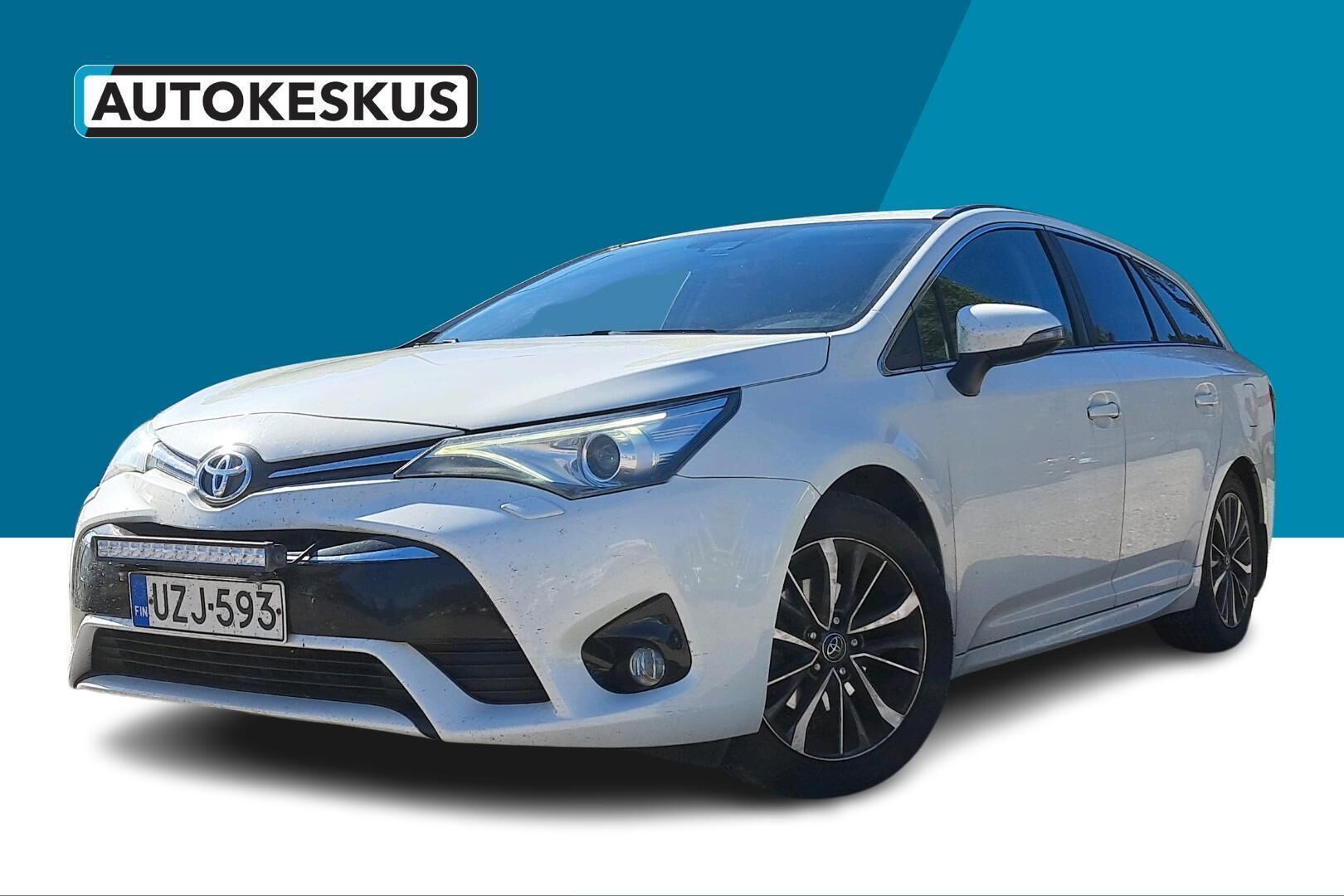 Toyota Avensis iso kuva 0