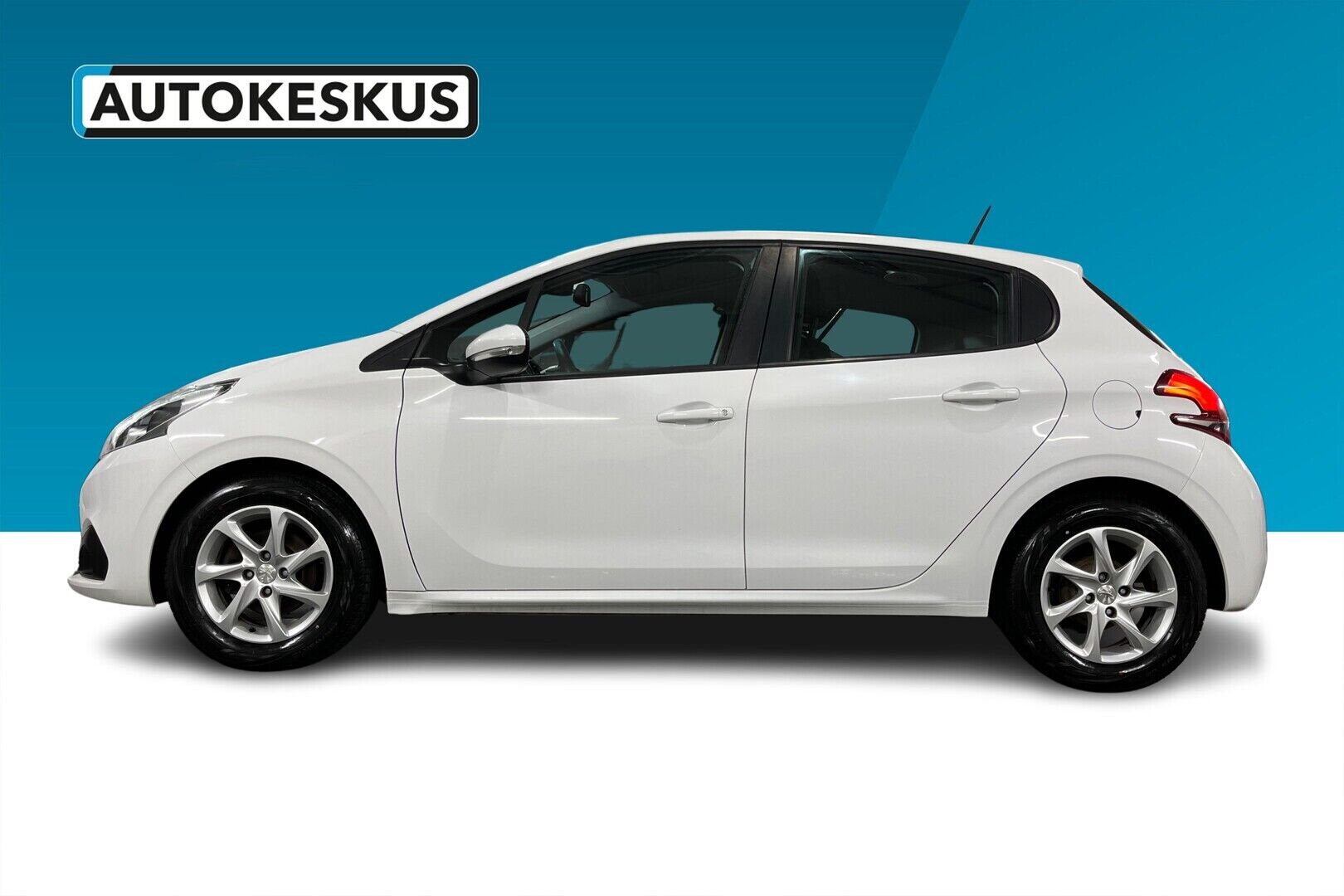 Peugeot 208 iso kuva 4