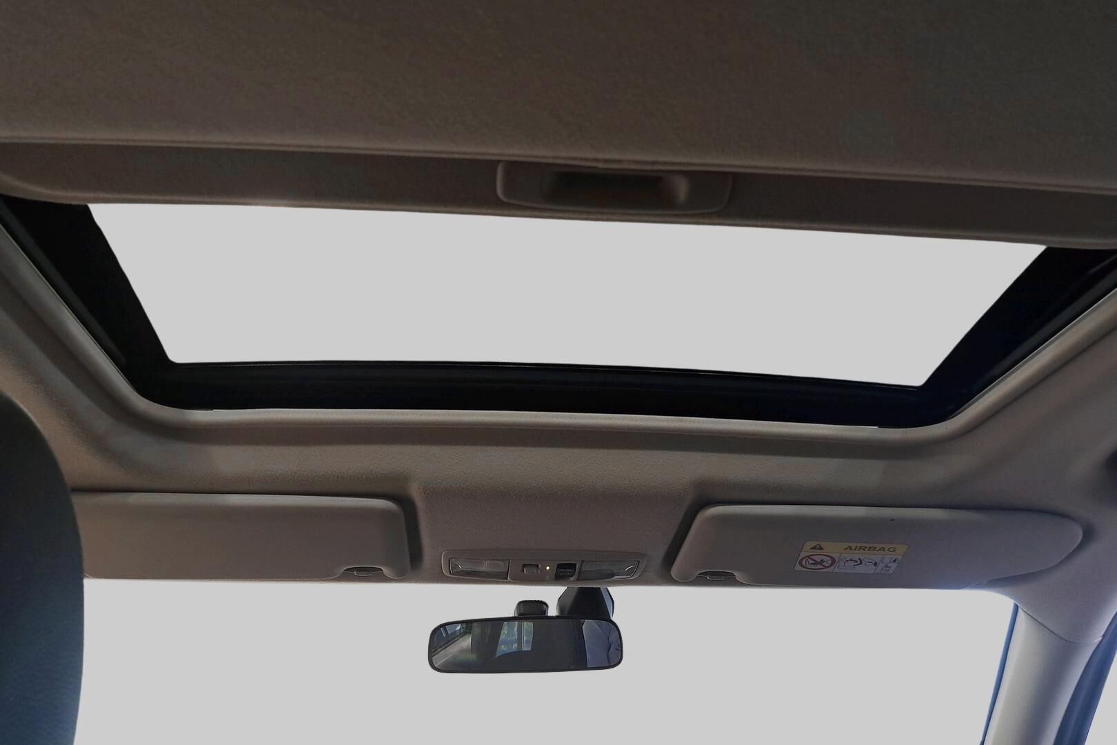 Mitsubishi Outlander PHEV iso kuva 15