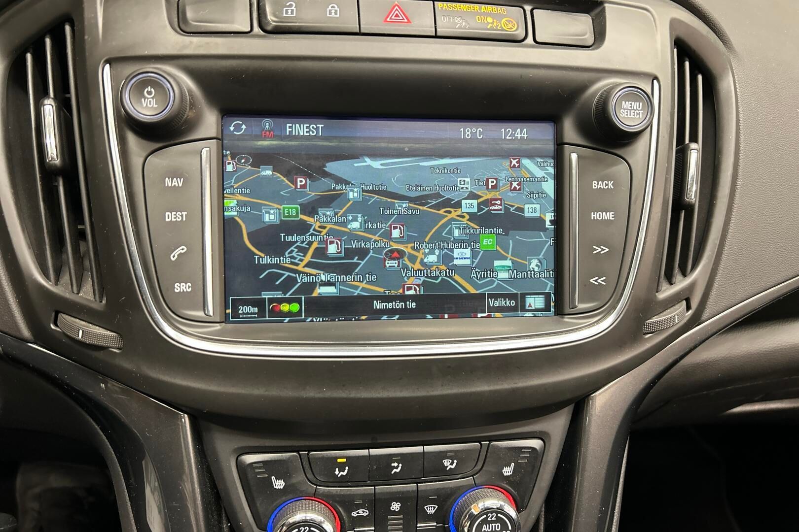 Opel Zafira iso kuva 17