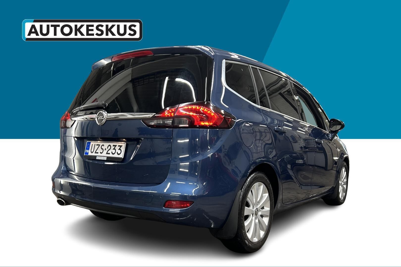 Opel Zafira iso kuva 4