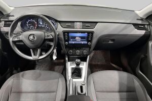 Skoda Octavia esikatselu 11
