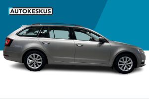 Skoda Octavia esikatselu 4