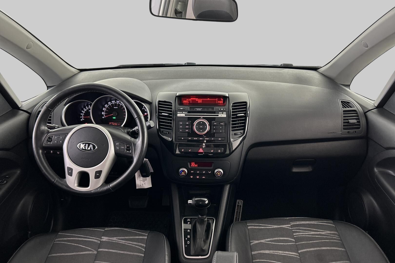 Kia Venga iso kuva 10