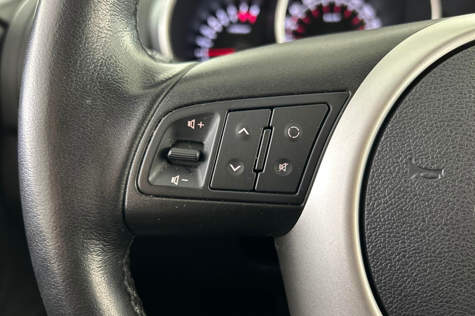 Kia Venga iso kuva 13