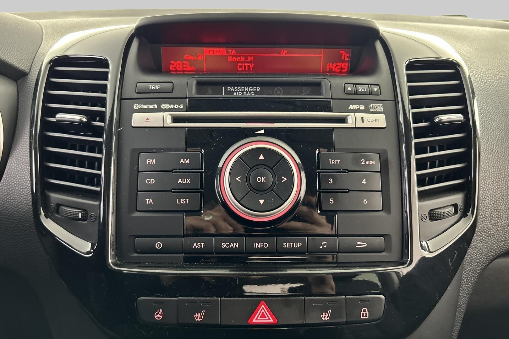 Kia Venga iso kuva 19