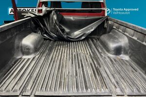 Toyota Hilux esikatselu 11