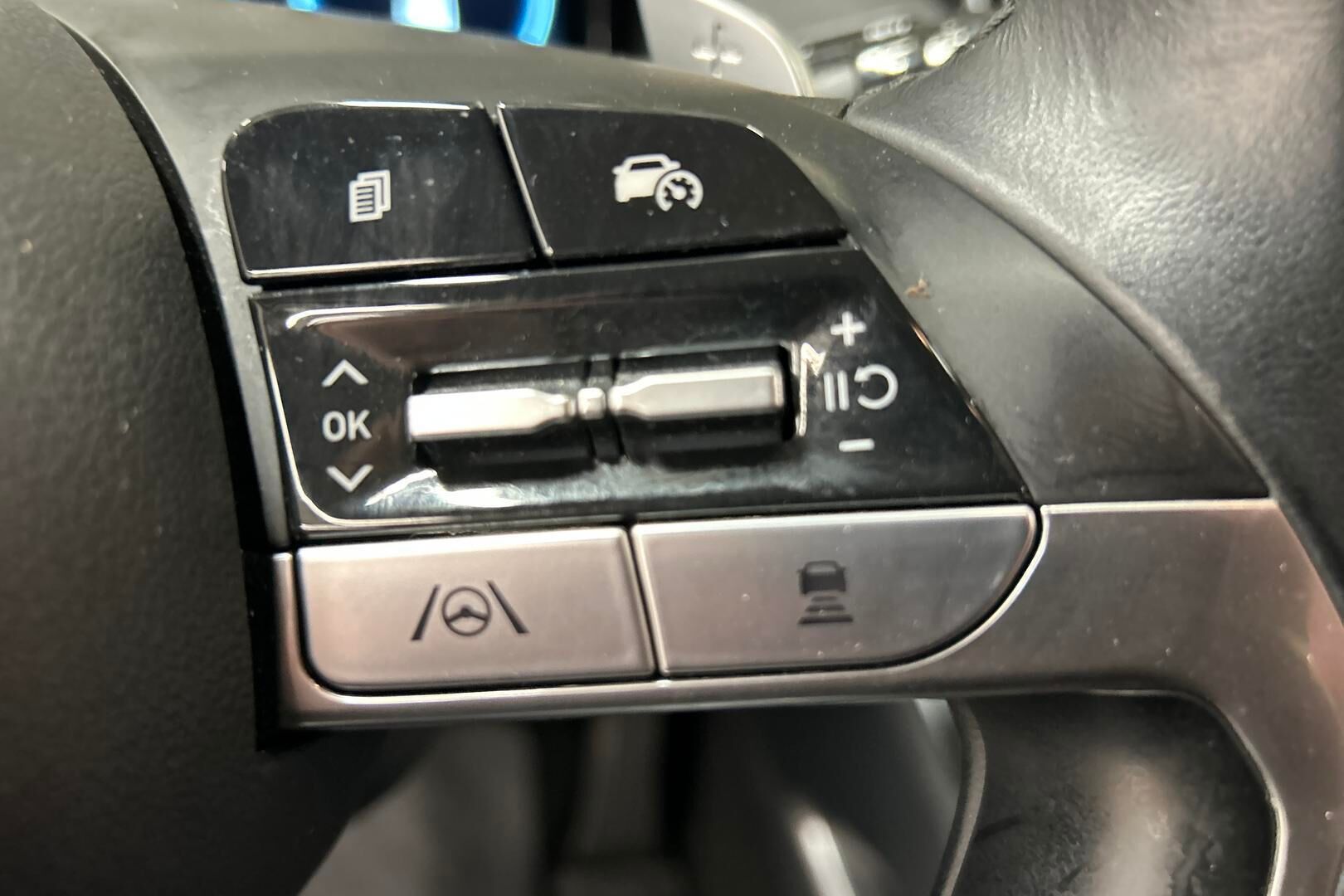 Hyundai Tucson iso kuva 16