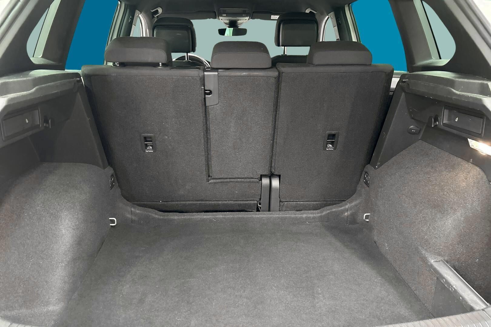 Volkswagen Tiguan iso kuva 12