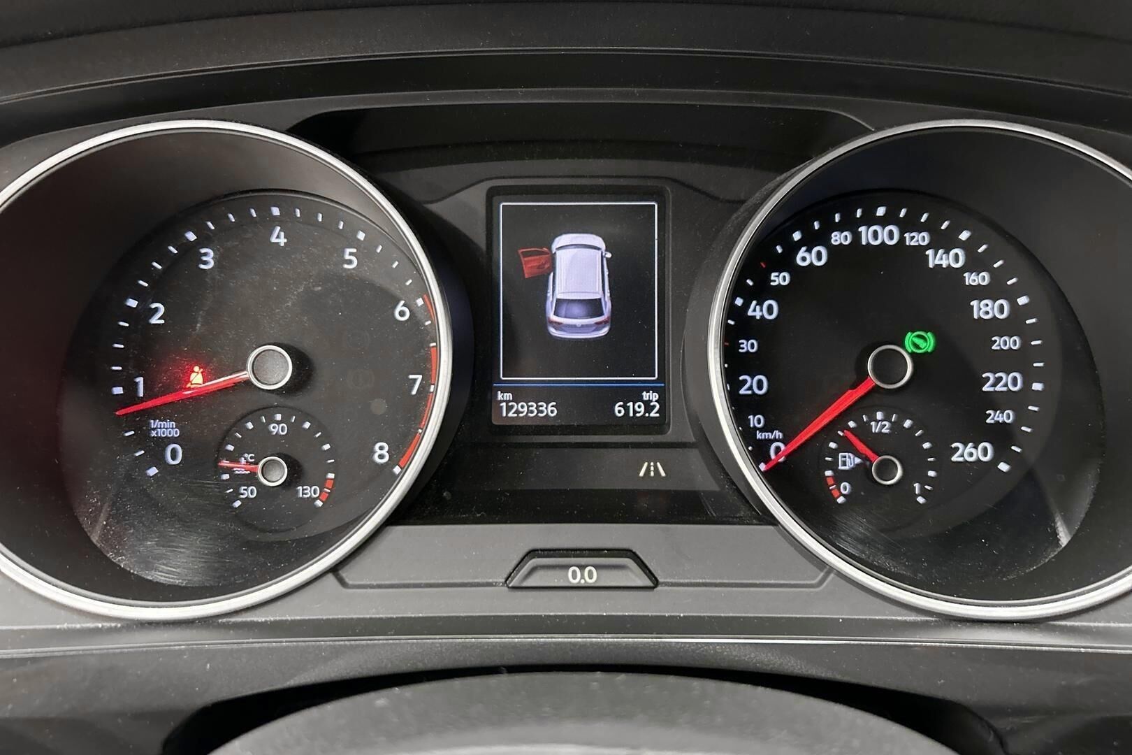 Volkswagen Tiguan iso kuva 17