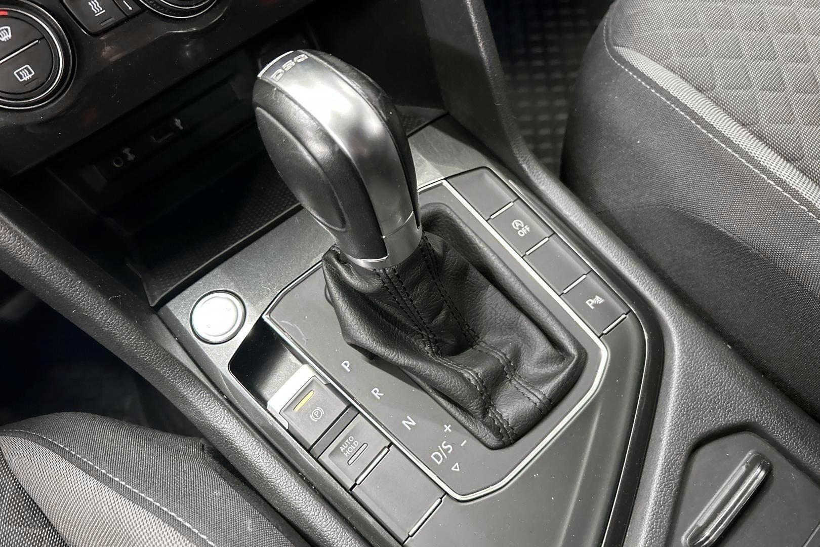 Volkswagen Tiguan iso kuva 25