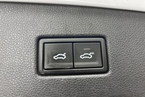 Volkswagen Tiguan esikatselu 21