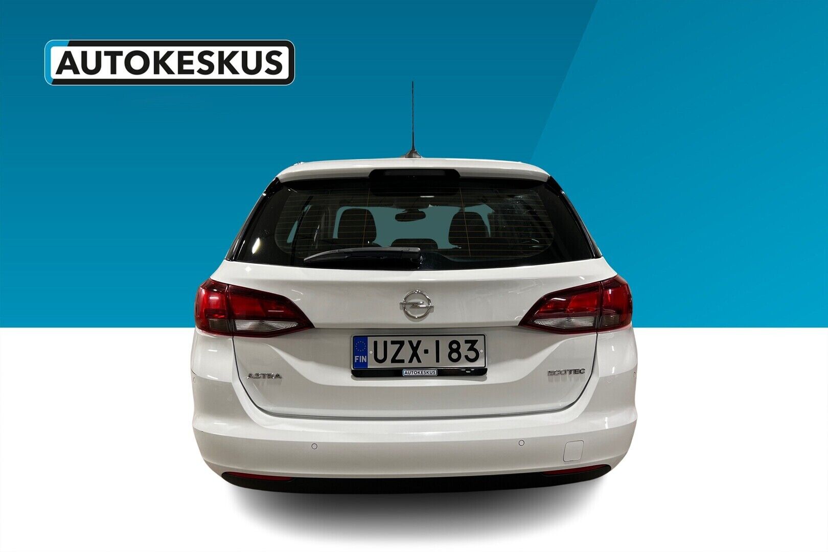 Opel Astra iso kuva 2