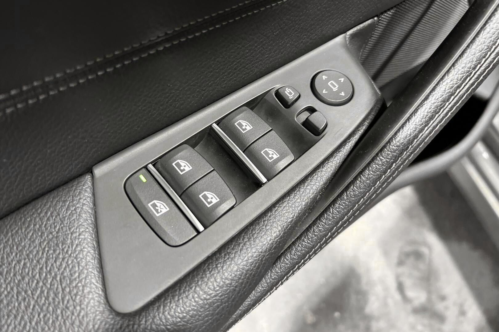 BMW 5-sarja iso kuva 15