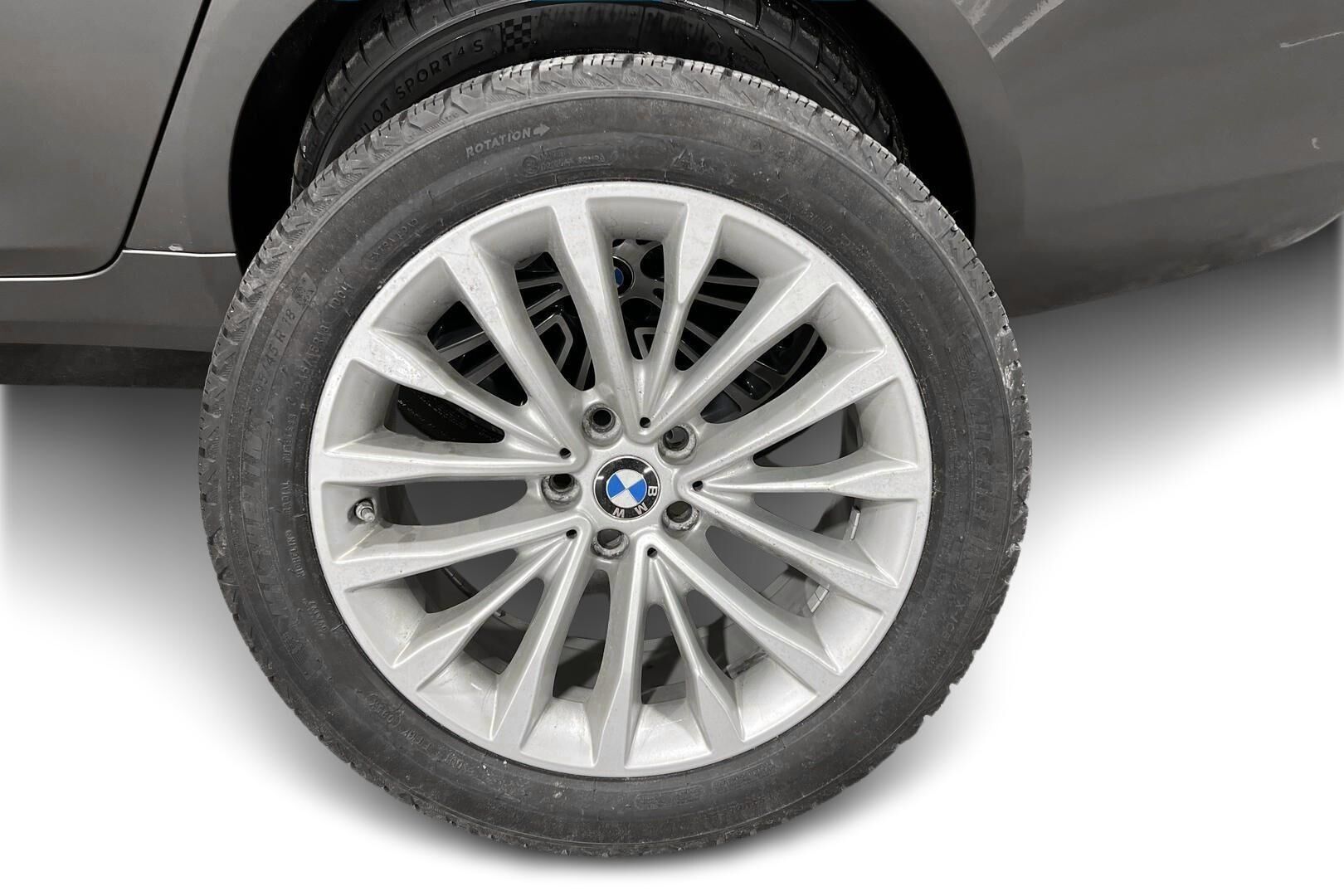 BMW 5-sarja iso kuva 24