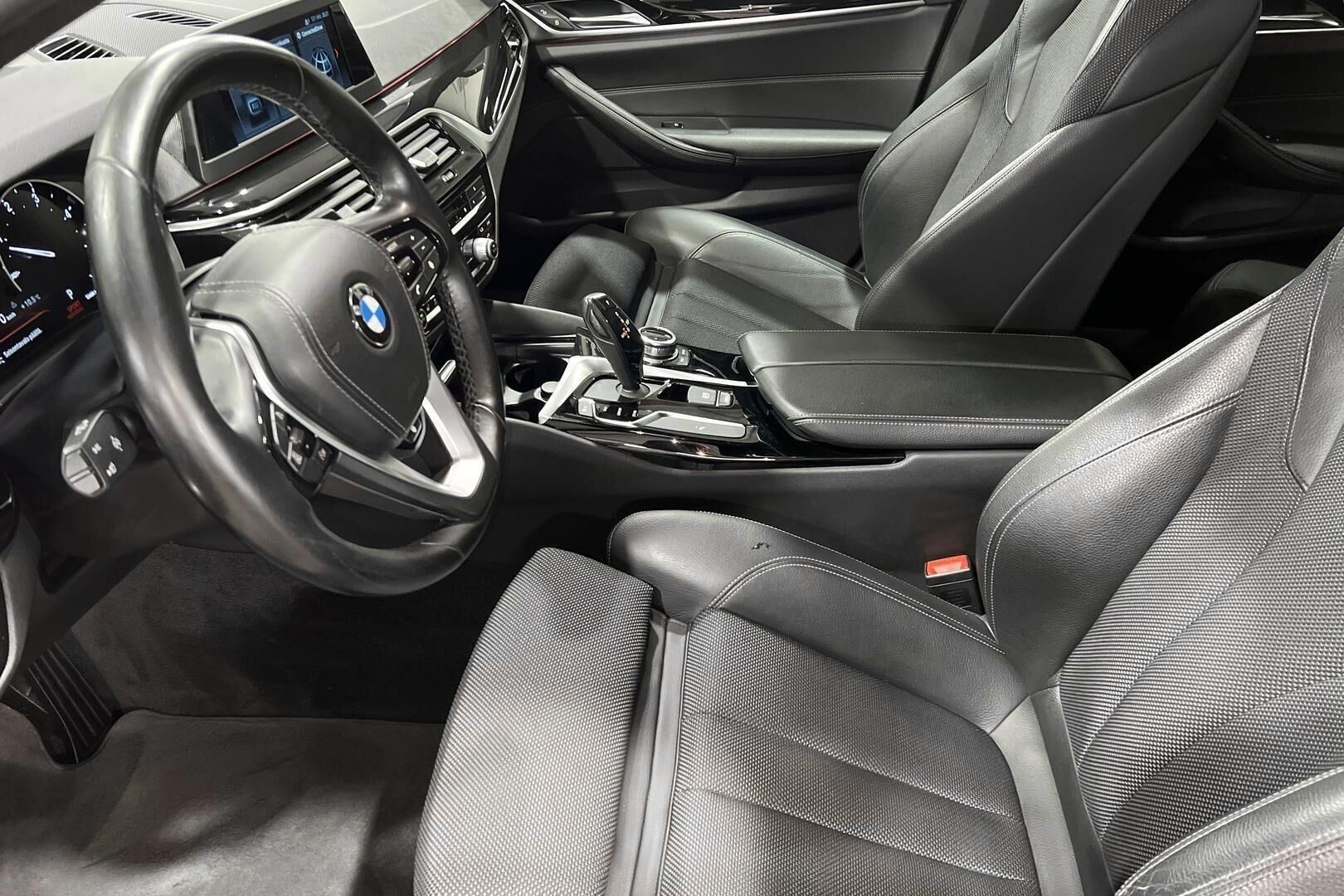 BMW 5-sarja iso kuva 9