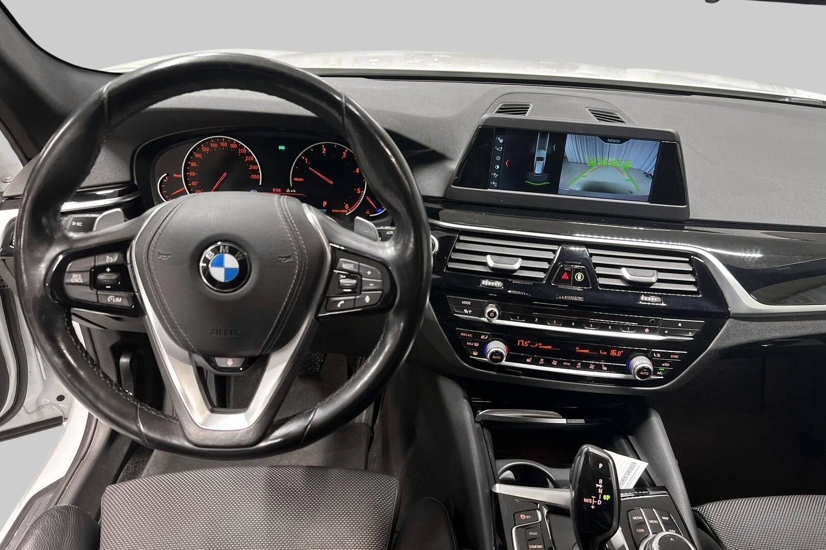 BMW 5-SARJA iso kuva 20