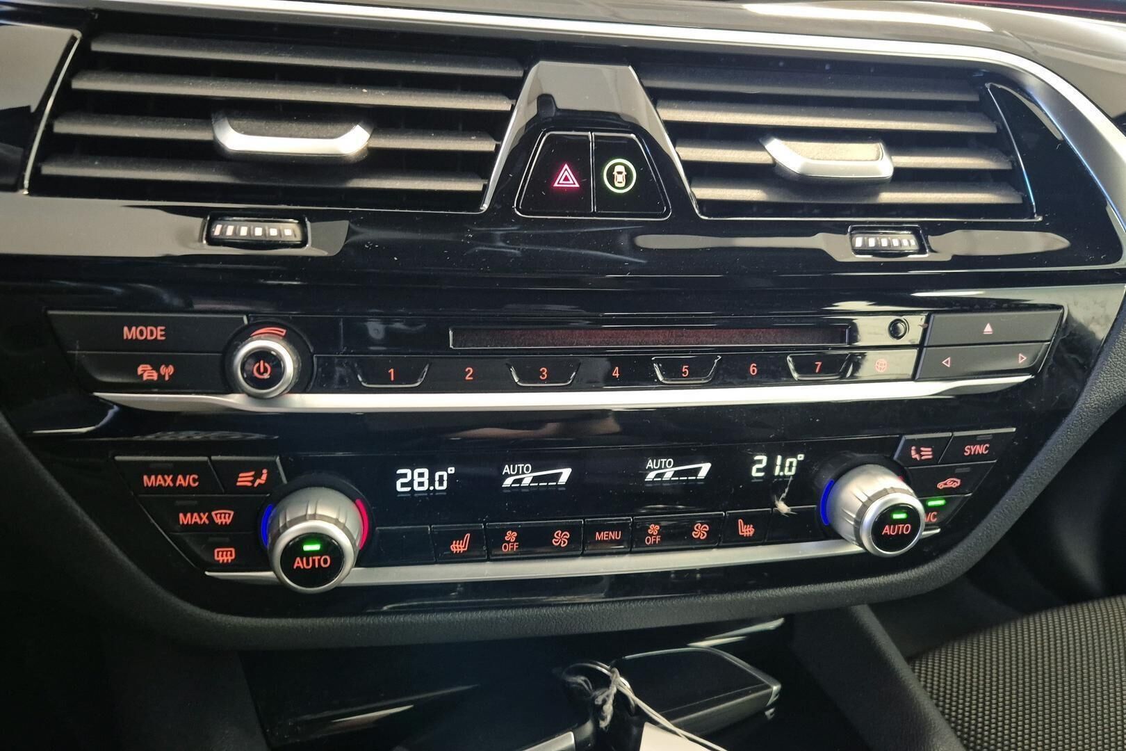 BMW 5-sarja iso kuva 14