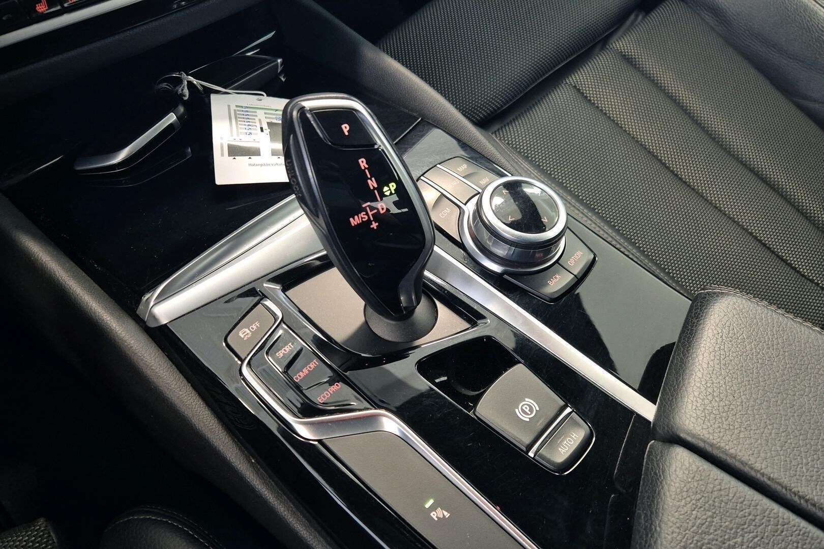 BMW 5-sarja iso kuva 15