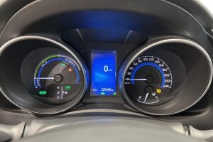 Toyota Auris esikatselu 14