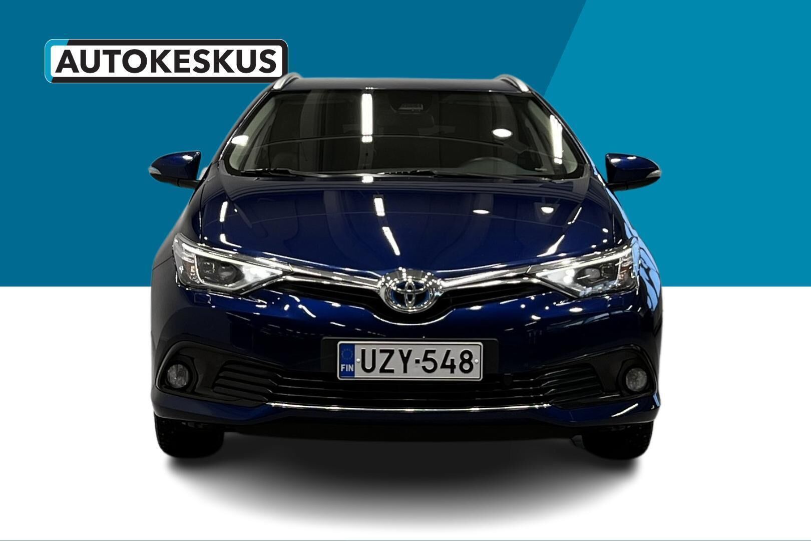 Toyota Auris iso kuva 2