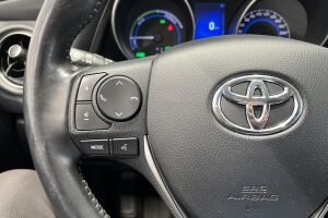 Toyota Auris esikatselu 22