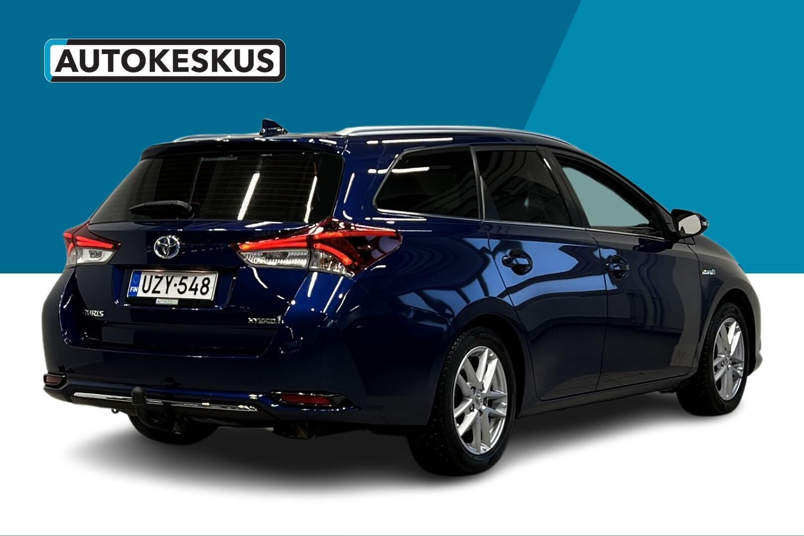 Toyota Auris iso kuva 5