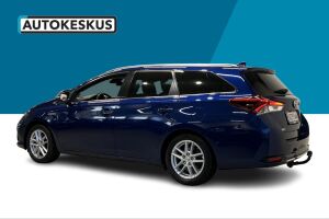 Toyota Auris esikatselu 7