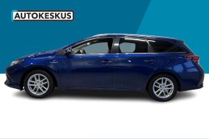 Toyota Auris esikatselu 8