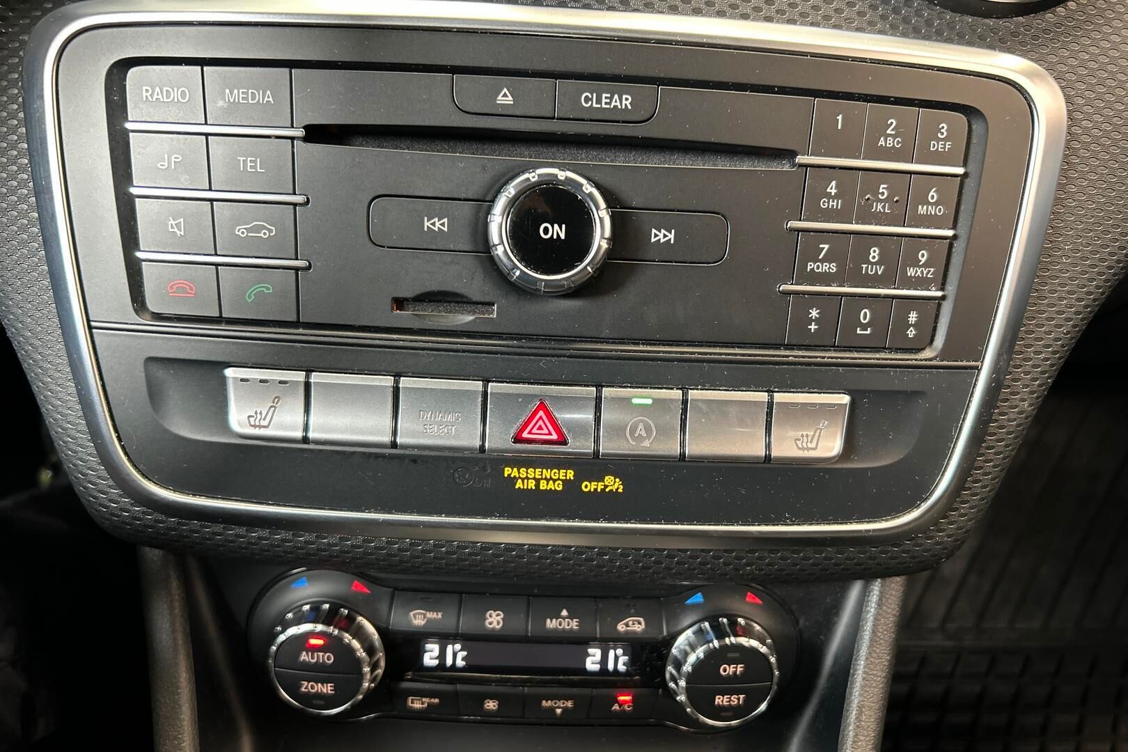 Mercedes-Benz A iso kuva 18