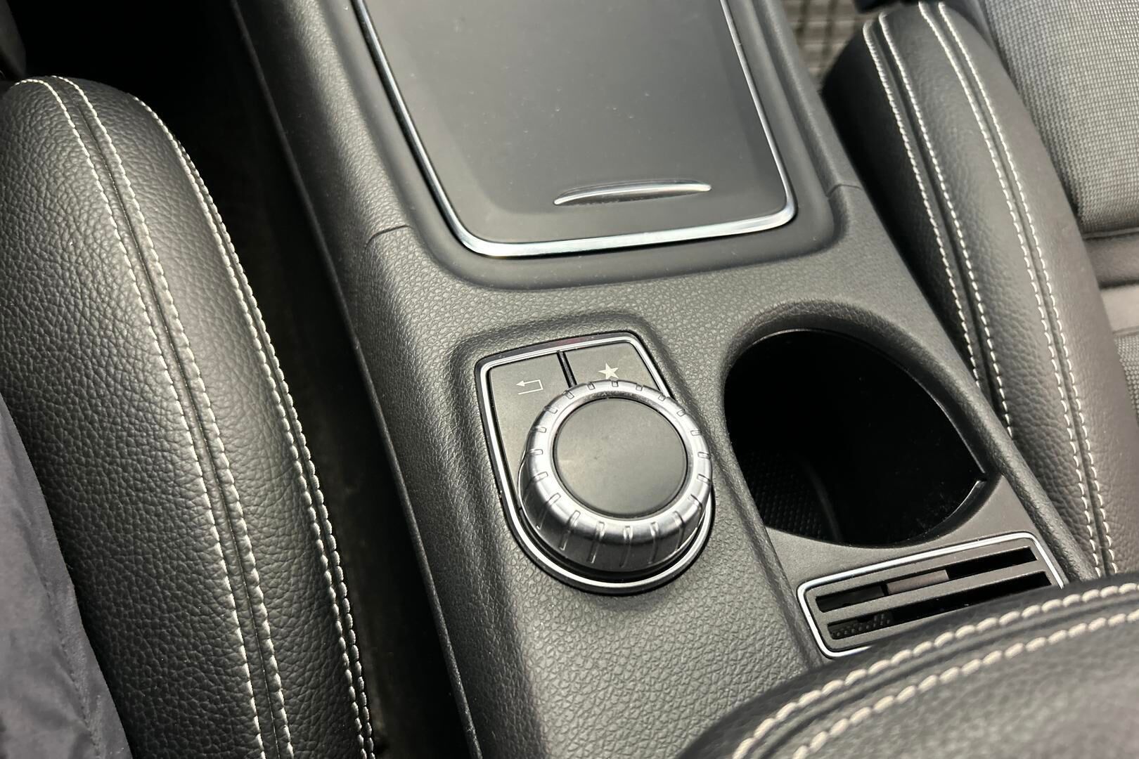 Mercedes-Benz A iso kuva 20